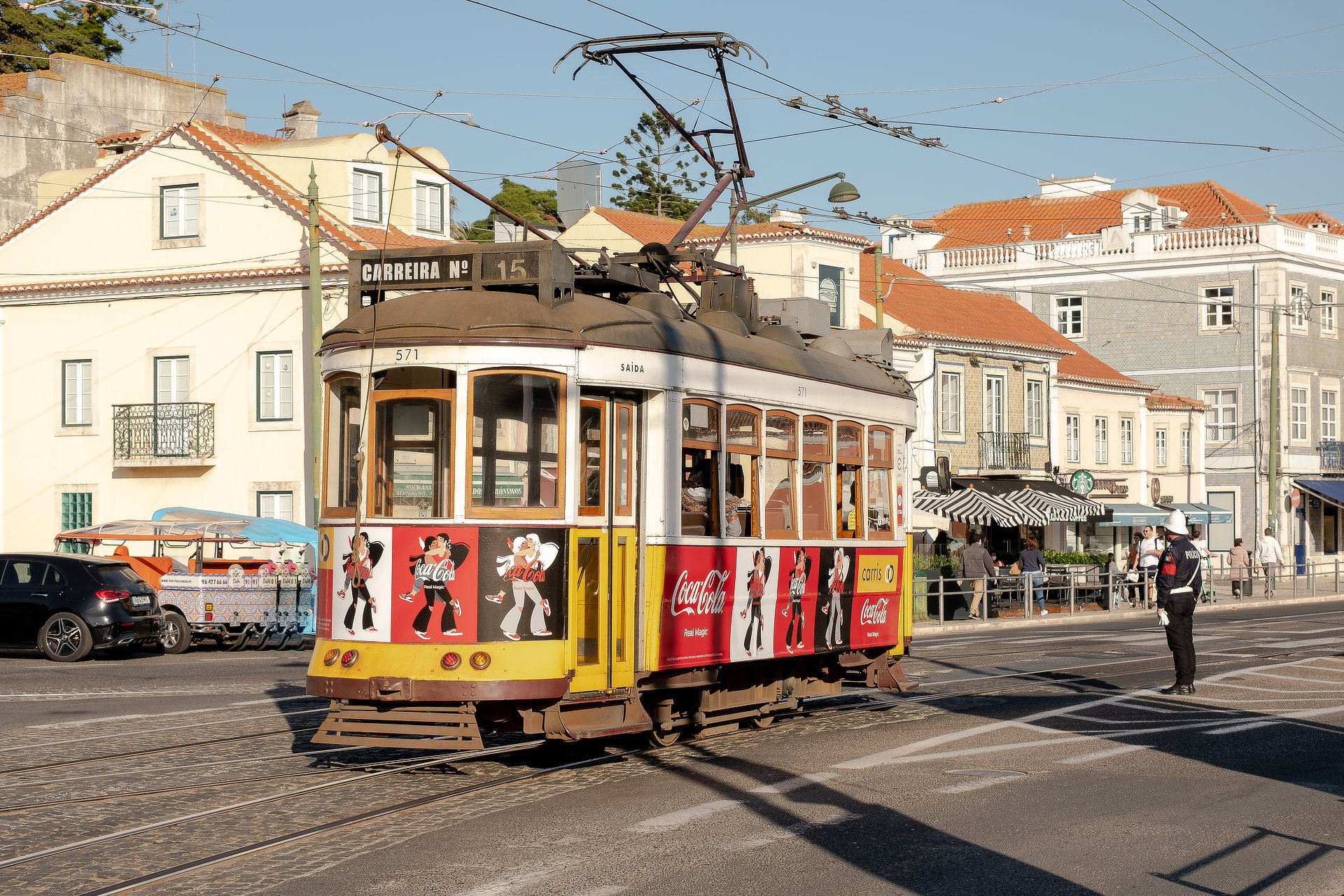 Publicidade-Exterior-Belem-Carris-Electrico-MOP